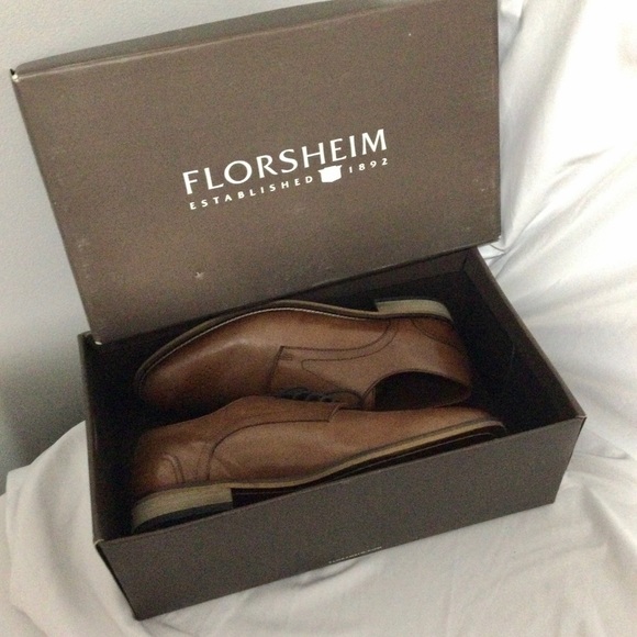 Mens leather shoes Florsheim Tan Oxford Shoes 8.5 excellent condition
